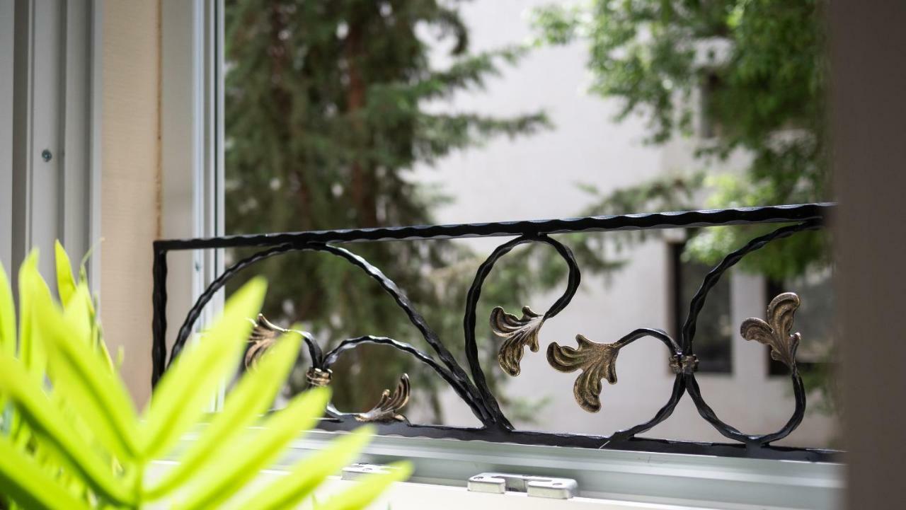 Elixir Luxury Rooms Split Exterior photo